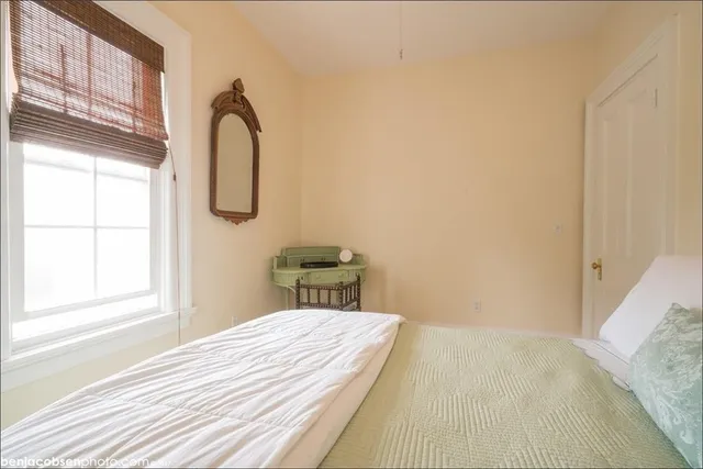 $2,700 | 6 Restmere Terrace, Middletown, RI 02842