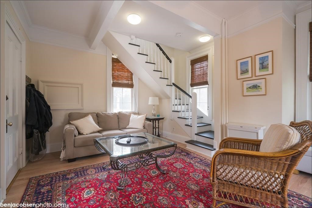 6 Restmere Terrace Middletown, RI 02842 - Photo 2 of 21