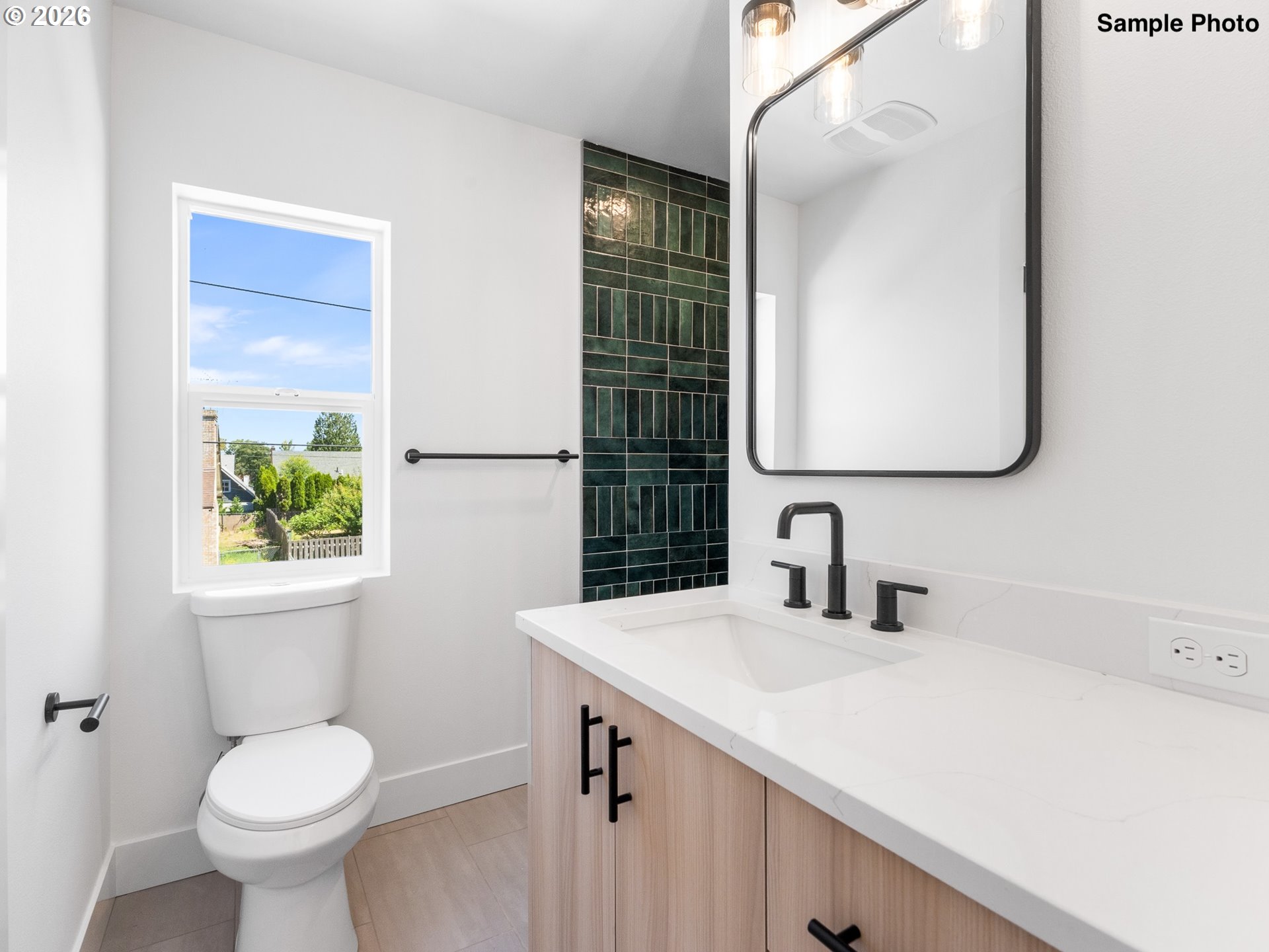 4372 Northeast Going Street Portland, OR 97218 - Photo 11 of 18