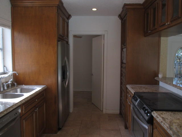 818 Southwest 4th Street Boca Raton, FL 33486 - Photo 5 of 19 IMG_7518