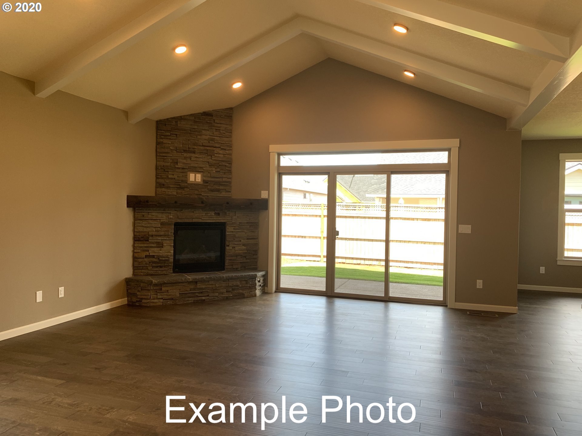 1902 South Fir Loop Canby, OR 97013 - Photo 8 of 10 Gallery Image 8