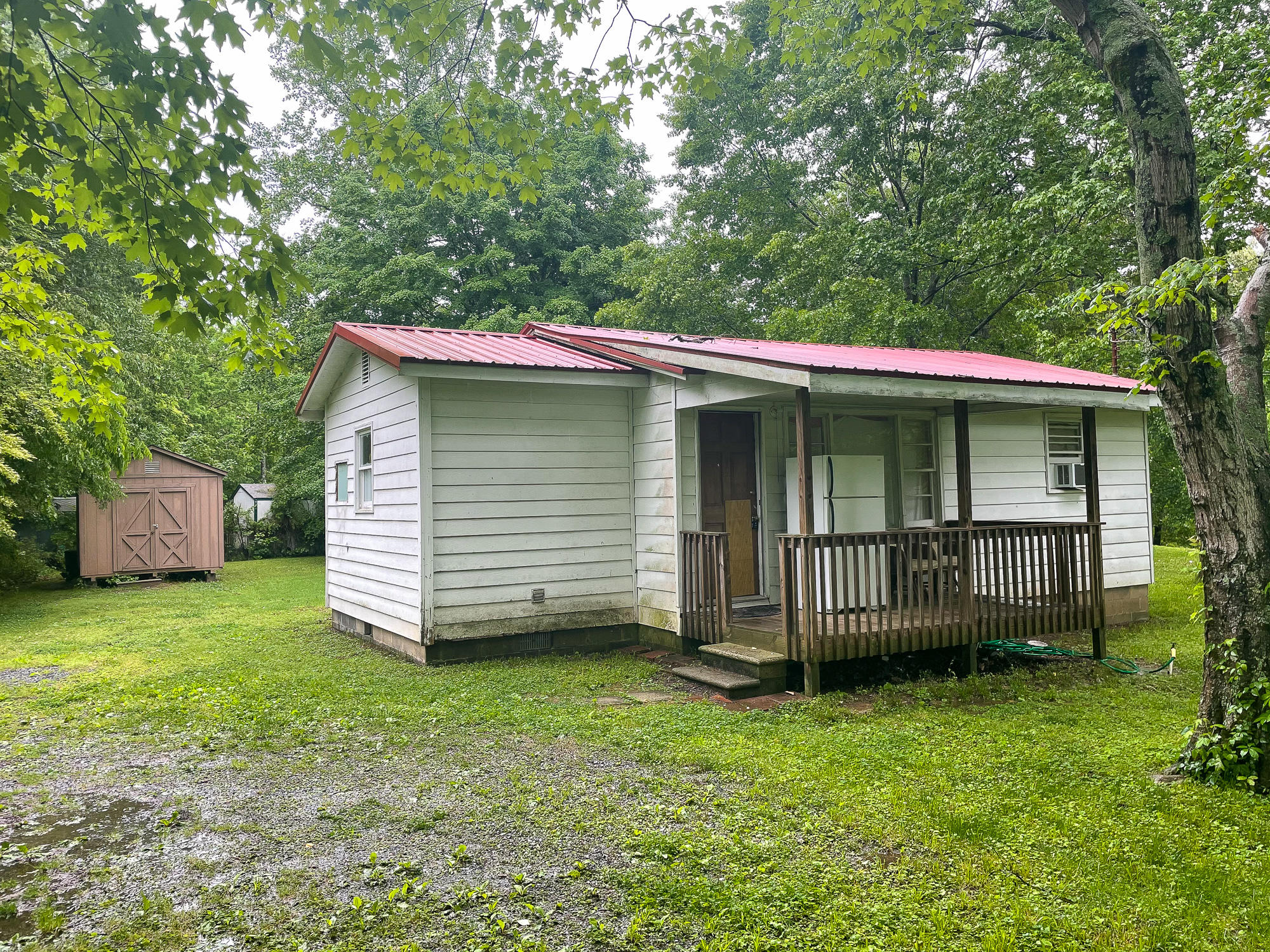 931 Twin Springs Road Southeast Dalton, GA 30721 - Photo 1 of 11 IMG_9522-3