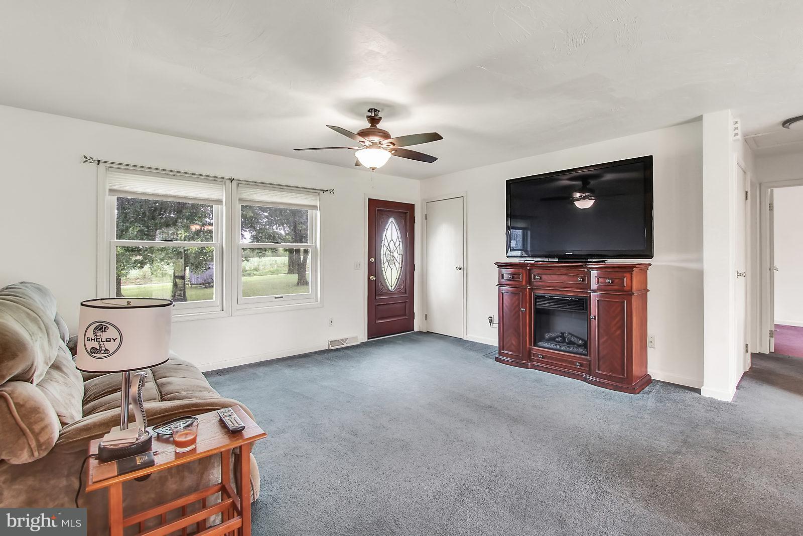1280 East Canal Road Dover, PA 17315 - Photo 3 of 27 Gallery Image 3