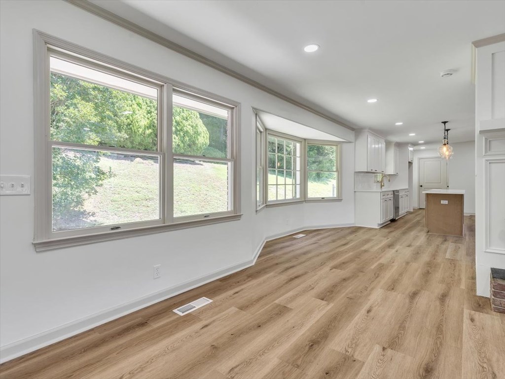 100 North Tibbs Road Dalton, GA 30720 - Photo 20 of 64 Gallery Image 20