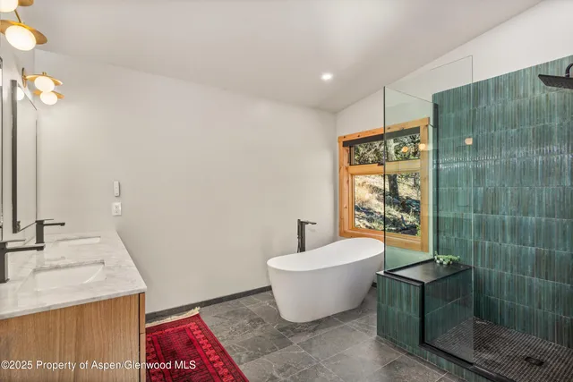 $1,259,000 | 125 County Road 127, Glenwood Springs, CO 81601