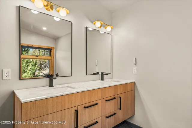 $1,259,000 | 125 County Road 127, Glenwood Springs, CO 81601