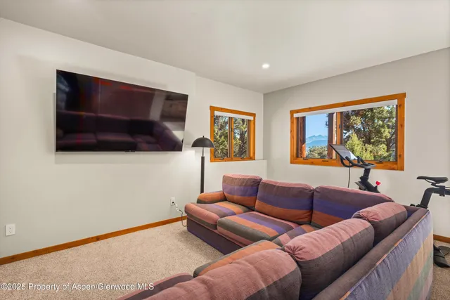 $1,259,000 | 125 County Road 127, Glenwood Springs, CO 81601