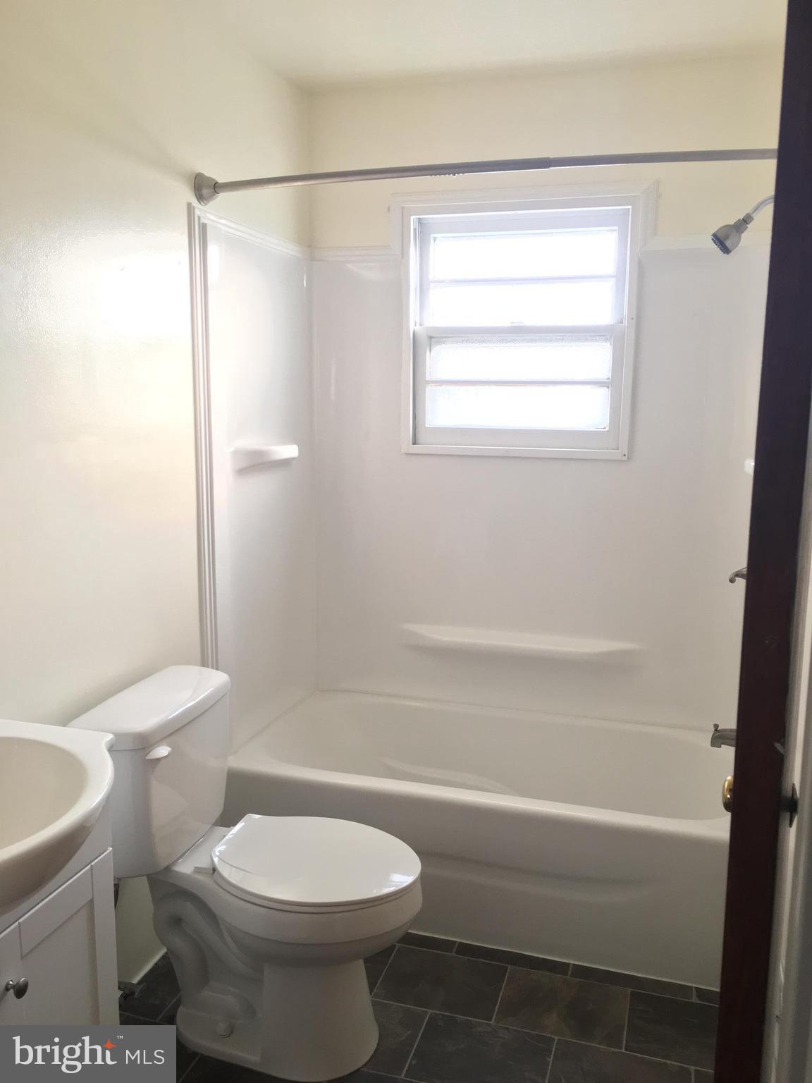 914 Cherokee Trail Frederick, MD 21701 - Photo 5 of 8 Bath