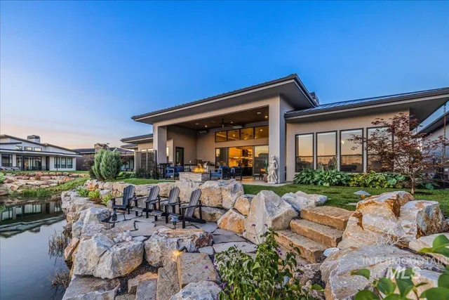 $2,079,988 | 1950 East Lone Shore Lane, Eagle, ID 83616