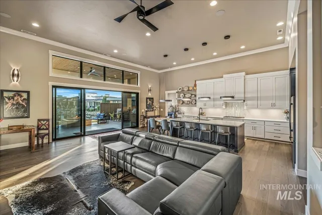 $2,079,988 | 1950 East Lone Shore Lane, Eagle, ID 83616