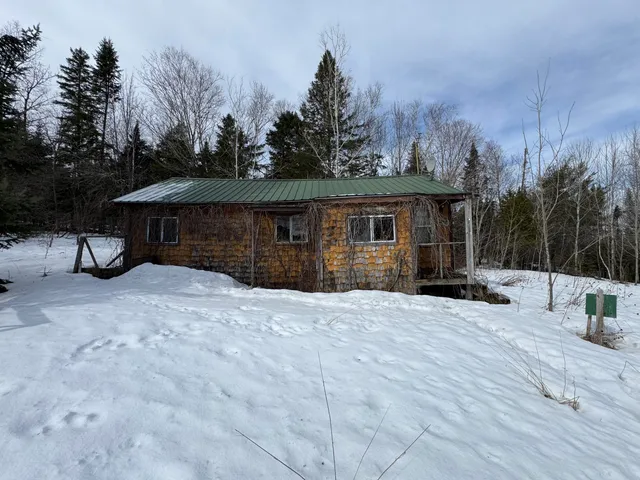 $29,900 | 1508 Oxbow Road, Oxbow, ME 04764