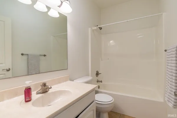 $625,000 | 3127 East Kensington Park Drive, Bloomington, IN 47401