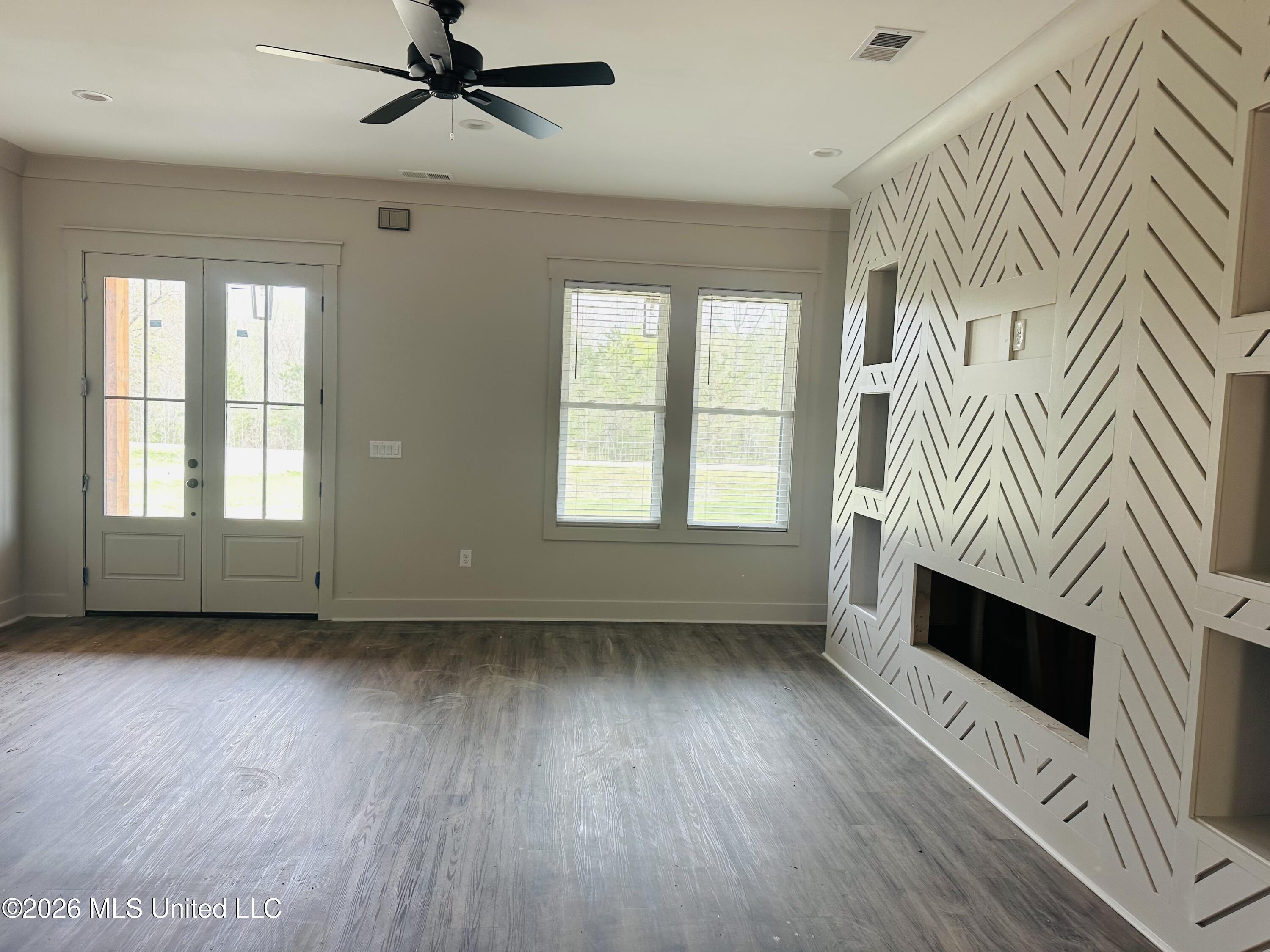 4272 South Red Banks Road Byhalia, MS 38611 - Photo 4 of 10 IMG_8390