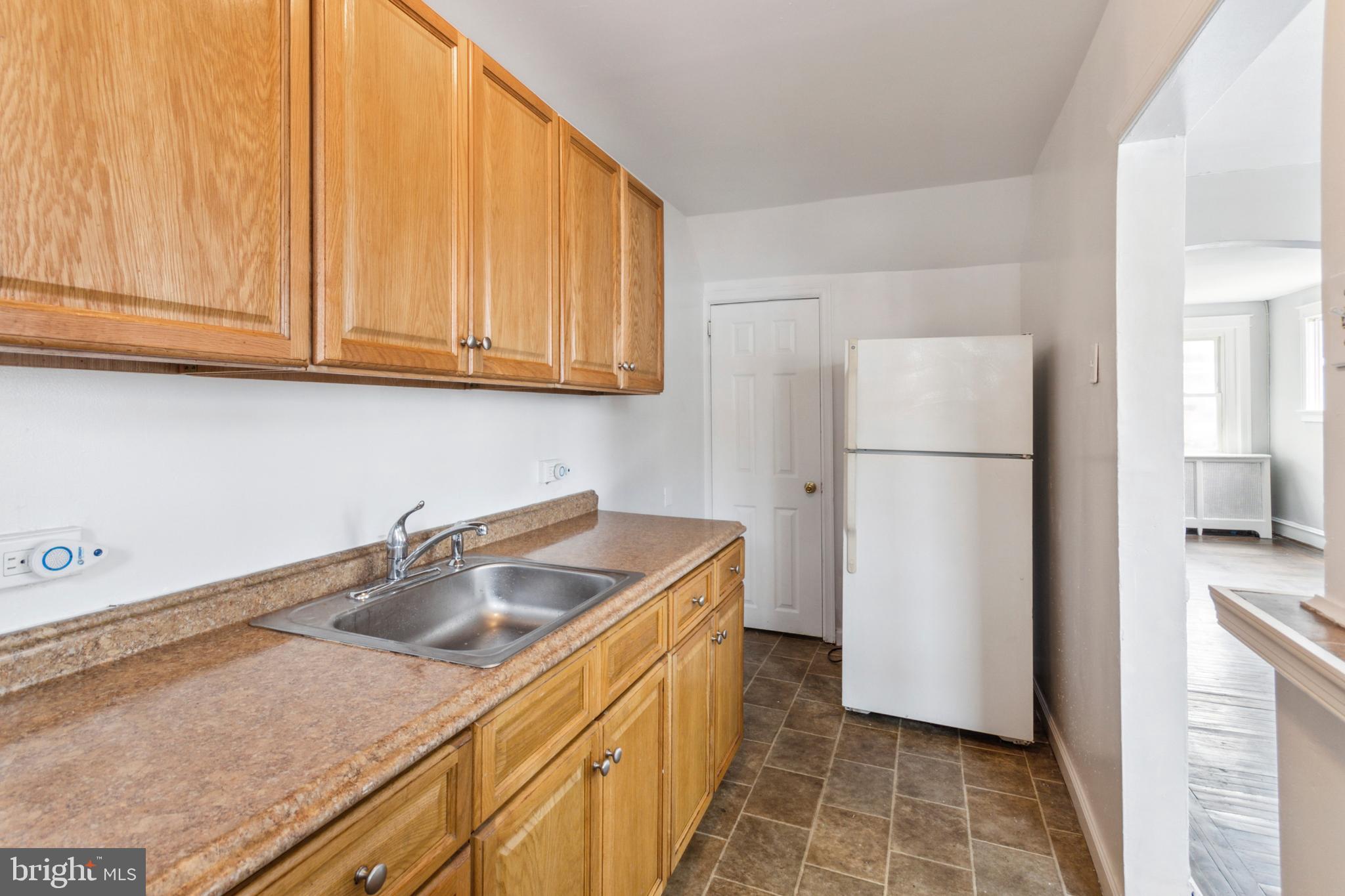 7039 Radbourne Road Upper Darby, PA 19082 - Photo 12 of 25