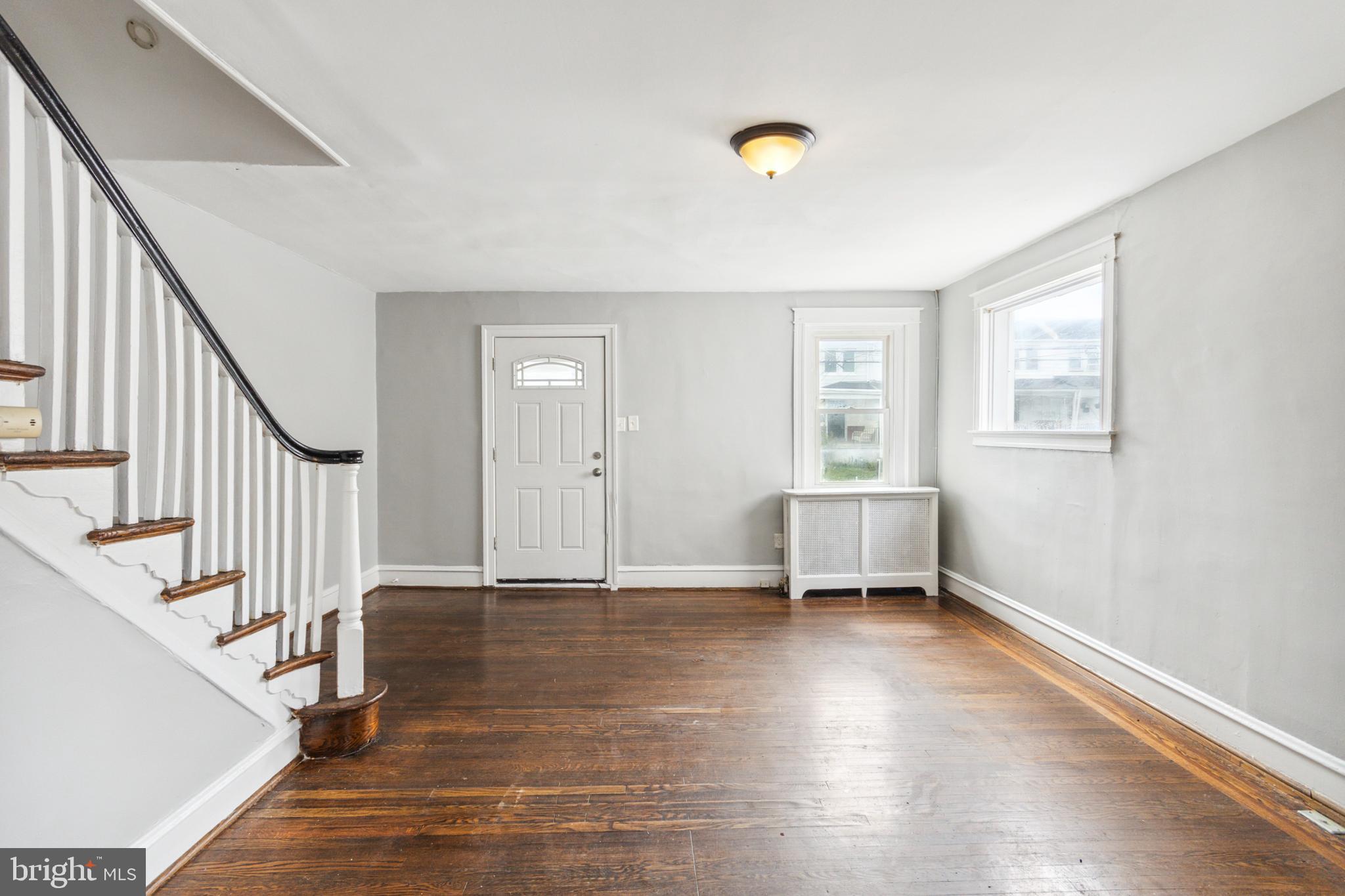 7039 Radbourne Road Upper Darby, PA 19082 - Photo 4 of 25