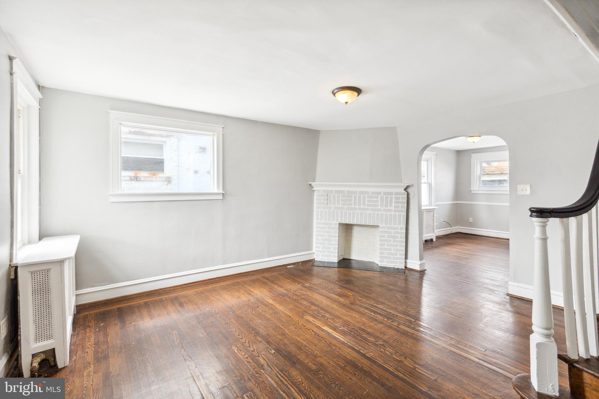 7039 Radbourne Road Upper Darby, PA 19082 - Photo 5 of 25