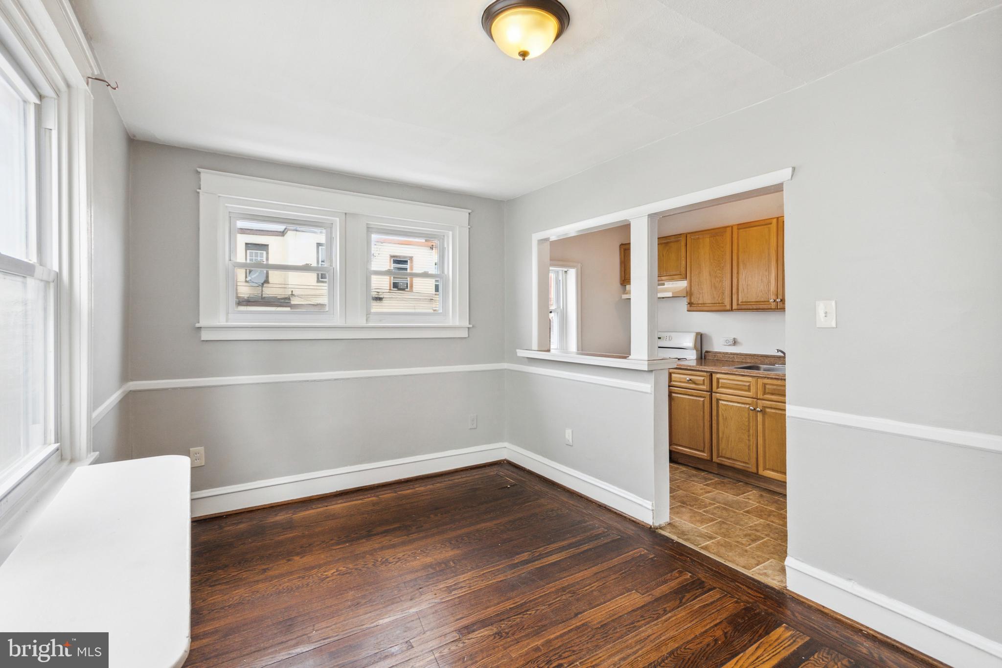 7039 Radbourne Road Upper Darby, PA 19082 - Photo 7 of 25