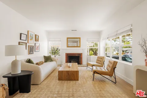 $1,595,000 | 6332 West 84th Place, Los Angeles, CA 90045