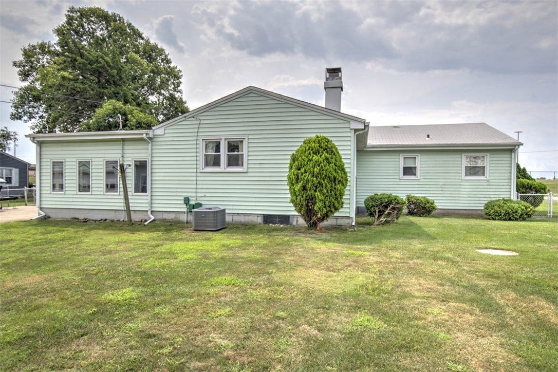 270 Shutter Drive Decatur, IL 62526 - Photo 24 of 31 Gallery Image 24