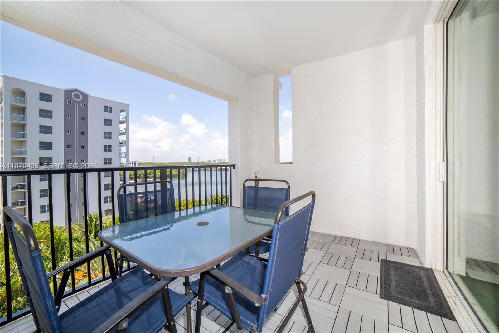17100 North Bay Road, Unit 1802 Sunny Isles Beach, FL 33160 - Photo 28 of 44