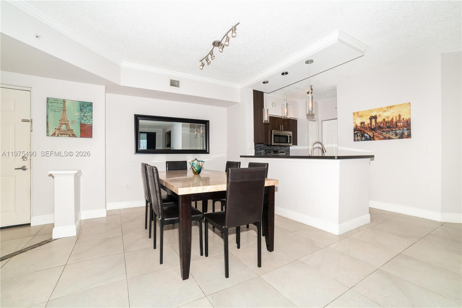 17100 North Bay Road, Unit 1802 Sunny Isles Beach, FL 33160 - Photo 9 of 44