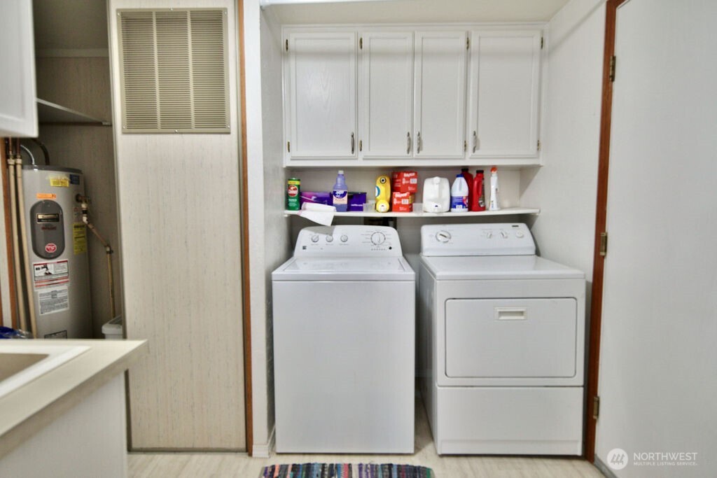 161 Fircrest Drive Sequim, WA 98382 - Photo 24 of 33 a utility room with dryer and washer