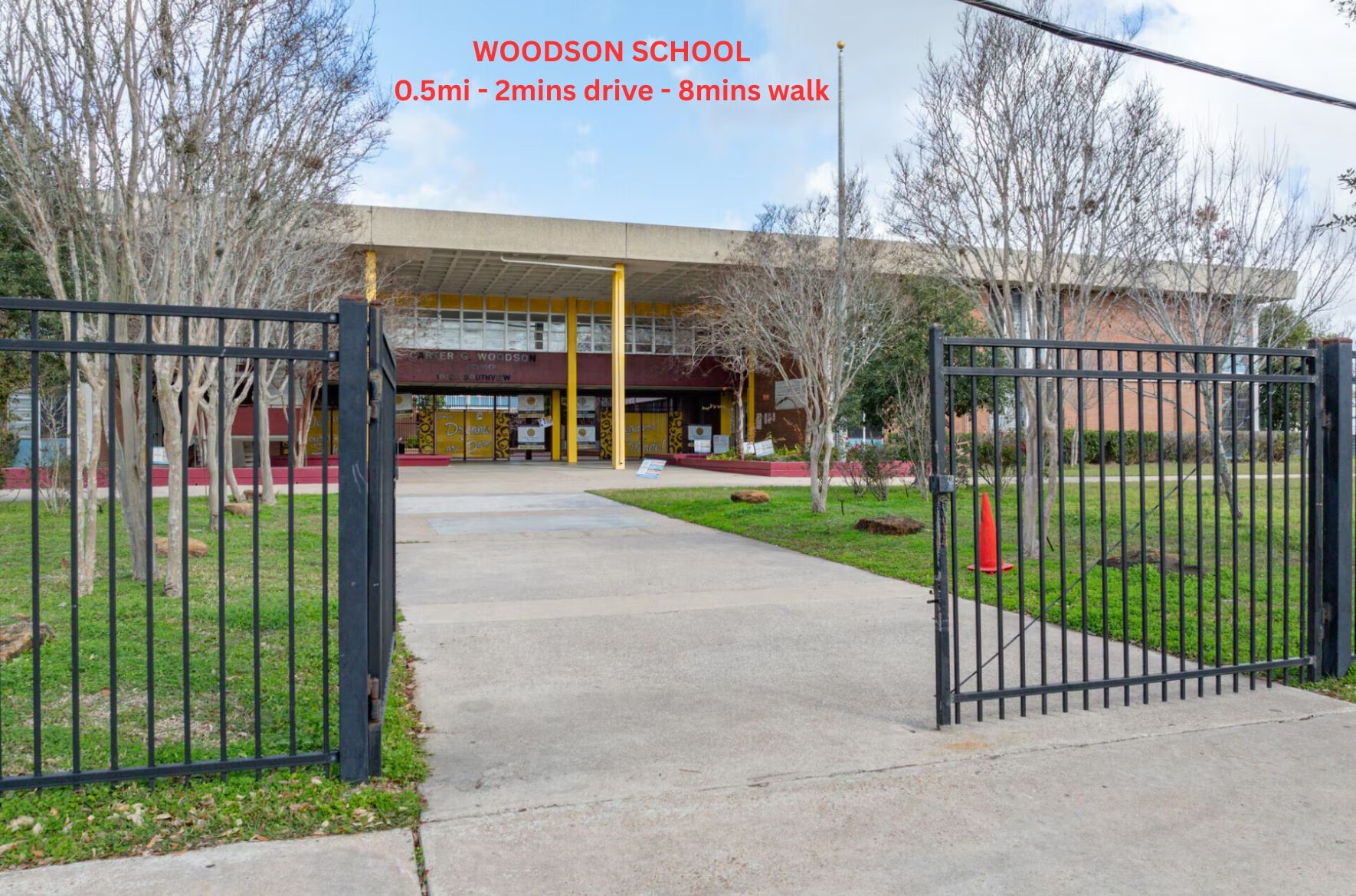 3626 Corksie Street Houston, TX 77051 - Photo 4 of 6 a view of a park with iron fence
