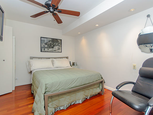 40 East 9th Street, Unit 701 Chicago, IL 60605 - Photo 16 of 24