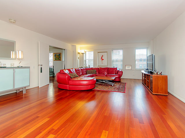 40 East 9th Street, Unit 701 Chicago, IL 60605 - Photo 4 of 24
