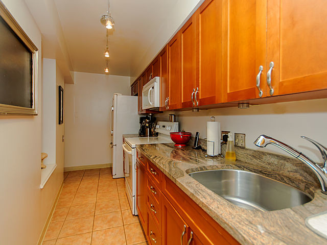 40 East 9th Street, Unit 701 Chicago, IL 60605 - Photo 9 of 24