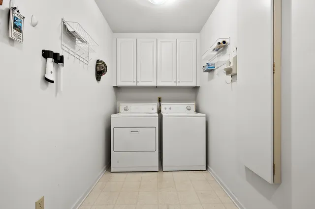 $769,900 | 31664 Fish Hatchery Road, Kalamazoo, MI 49009