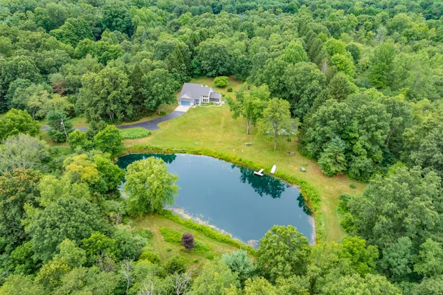 $769,900 | 31664 Fish Hatchery Road, Kalamazoo, MI 49009