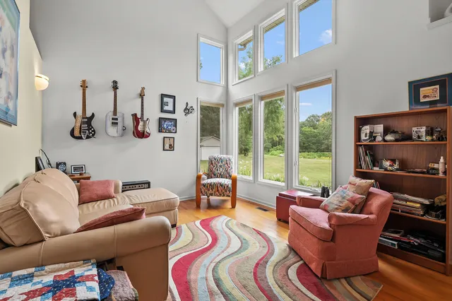 $769,900 | 31664 Fish Hatchery Road, Kalamazoo, MI 49009