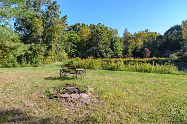 $769,900 | 31664 Fish Hatchery Road, Kalamazoo, MI 49009