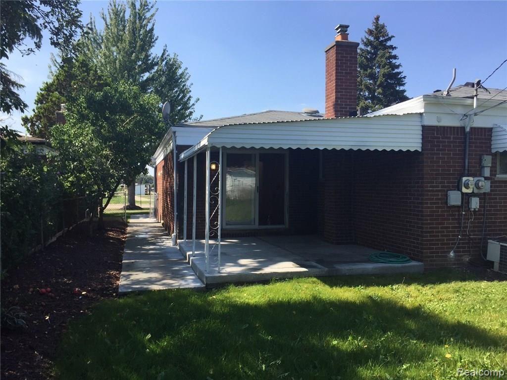 32226 Bunert Road Warren, MI 48088 - Photo 4 of 14