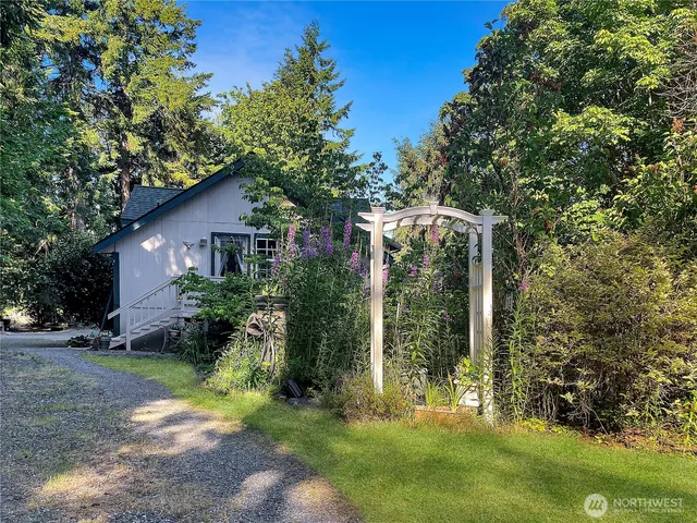 $480,000 | 890 West Wynwood Drive, Shelton, WA 98584