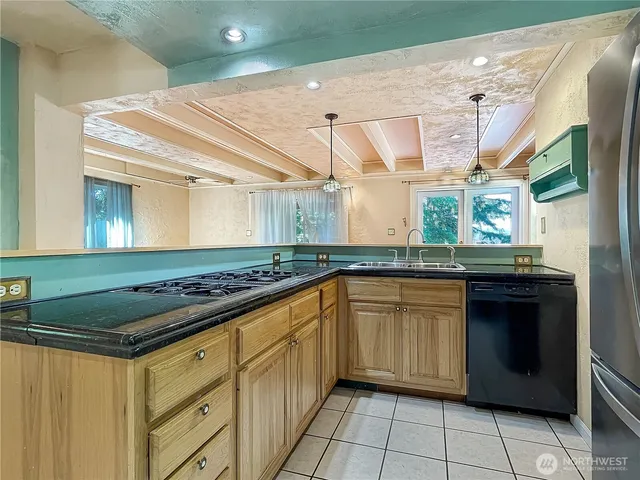 $480,000 | 890 West Wynwood Drive, Shelton, WA 98584