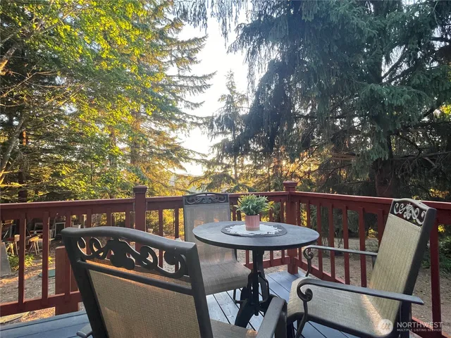 $480,000 | 890 West Wynwood Drive, Shelton, WA 98584