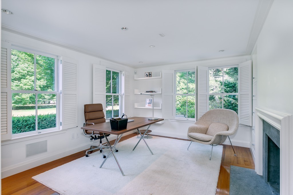 33 Juniper Road Weston, MA 02493 - Photo 11 of 23