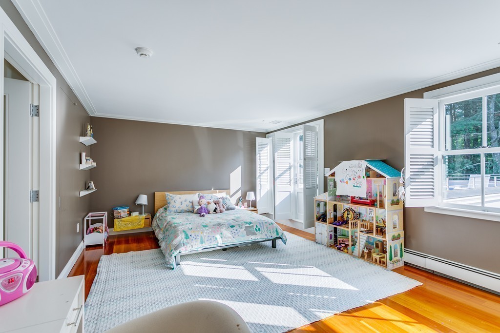 33 Juniper Road Weston, MA 02493 - Photo 15 of 23