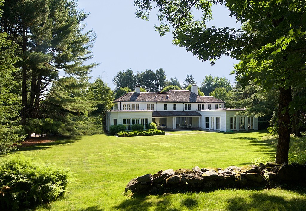 33 Juniper Road Weston, MA 02493 - Photo 3 of 23