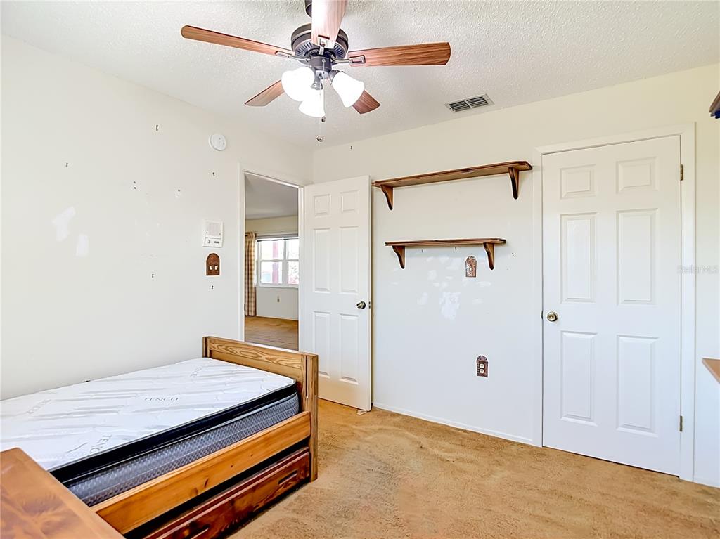 8406 Luray Drive Port Richey, FL 34668 - Photo 17 of 37