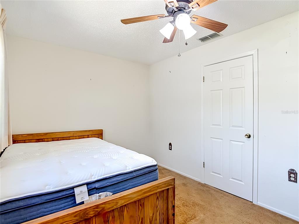 8406 Luray Drive Port Richey, FL 34668 - Photo 20 of 37