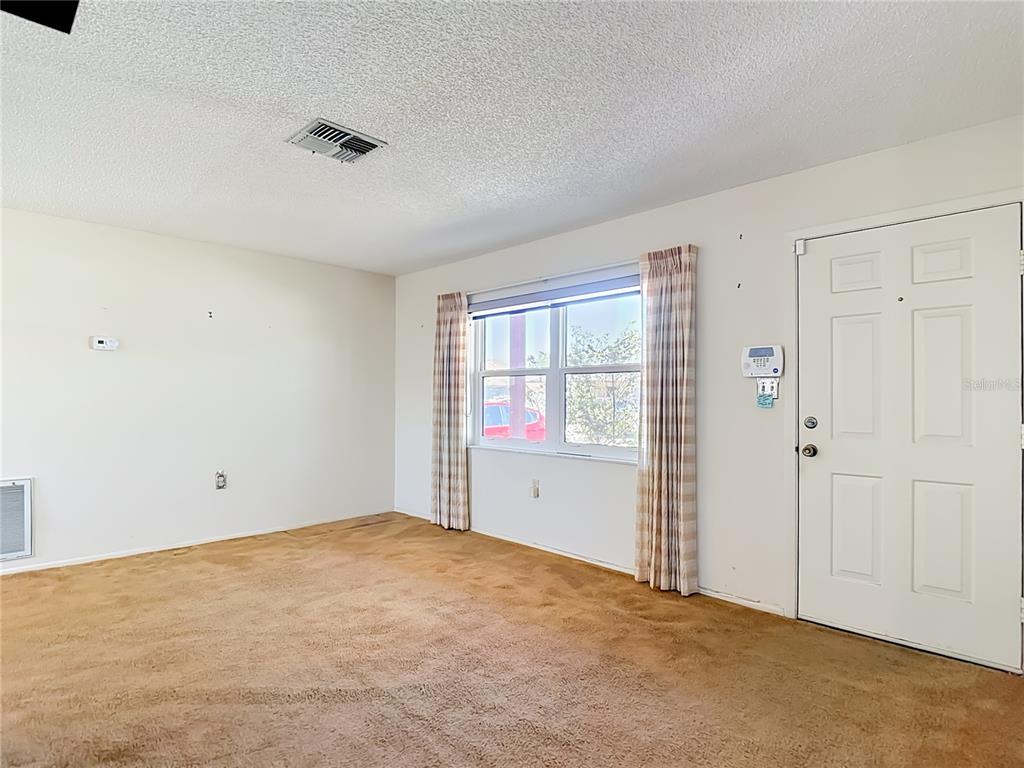 8406 Luray Drive Port Richey, FL 34668 - Photo 8 of 37