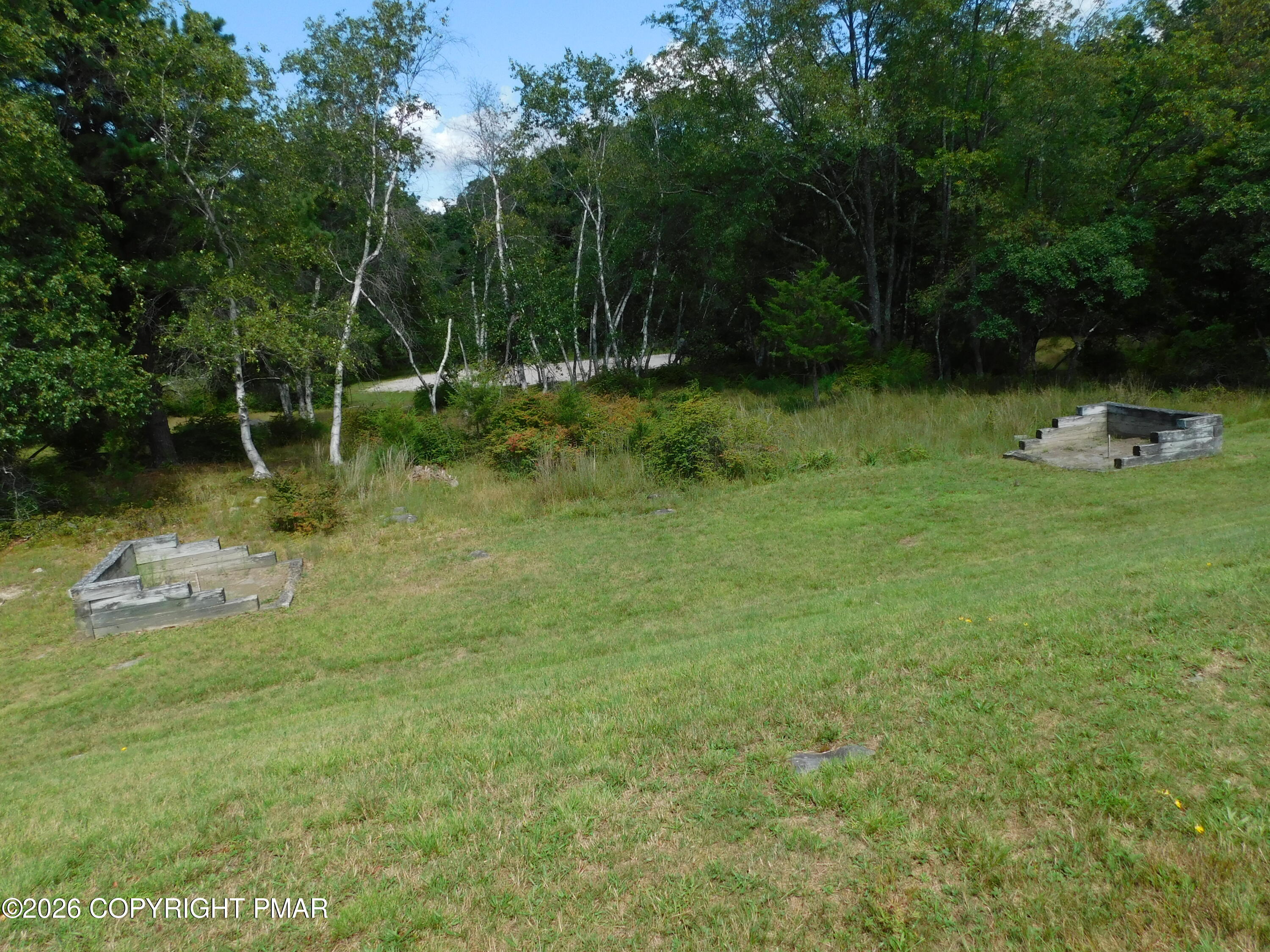552 West Chipmunk Road Bushkill, PA 18324 - Photo 58 of 63 Horse Shoe