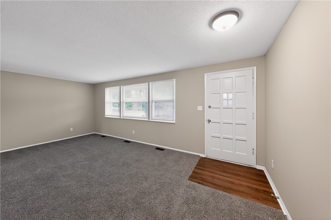 2790 Swigert Road Kettering, OH 45440 - Photo 3 of 30
