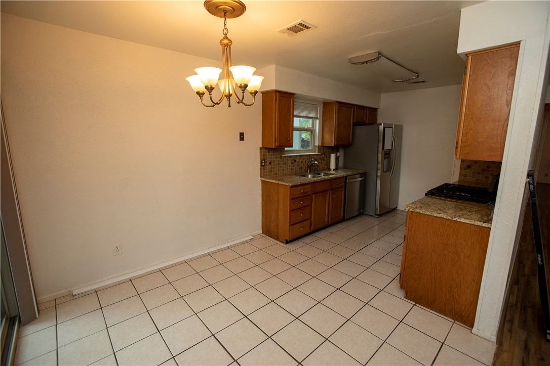 4913 Wing Road Austin, TX 78749 - Photo 9 of 26