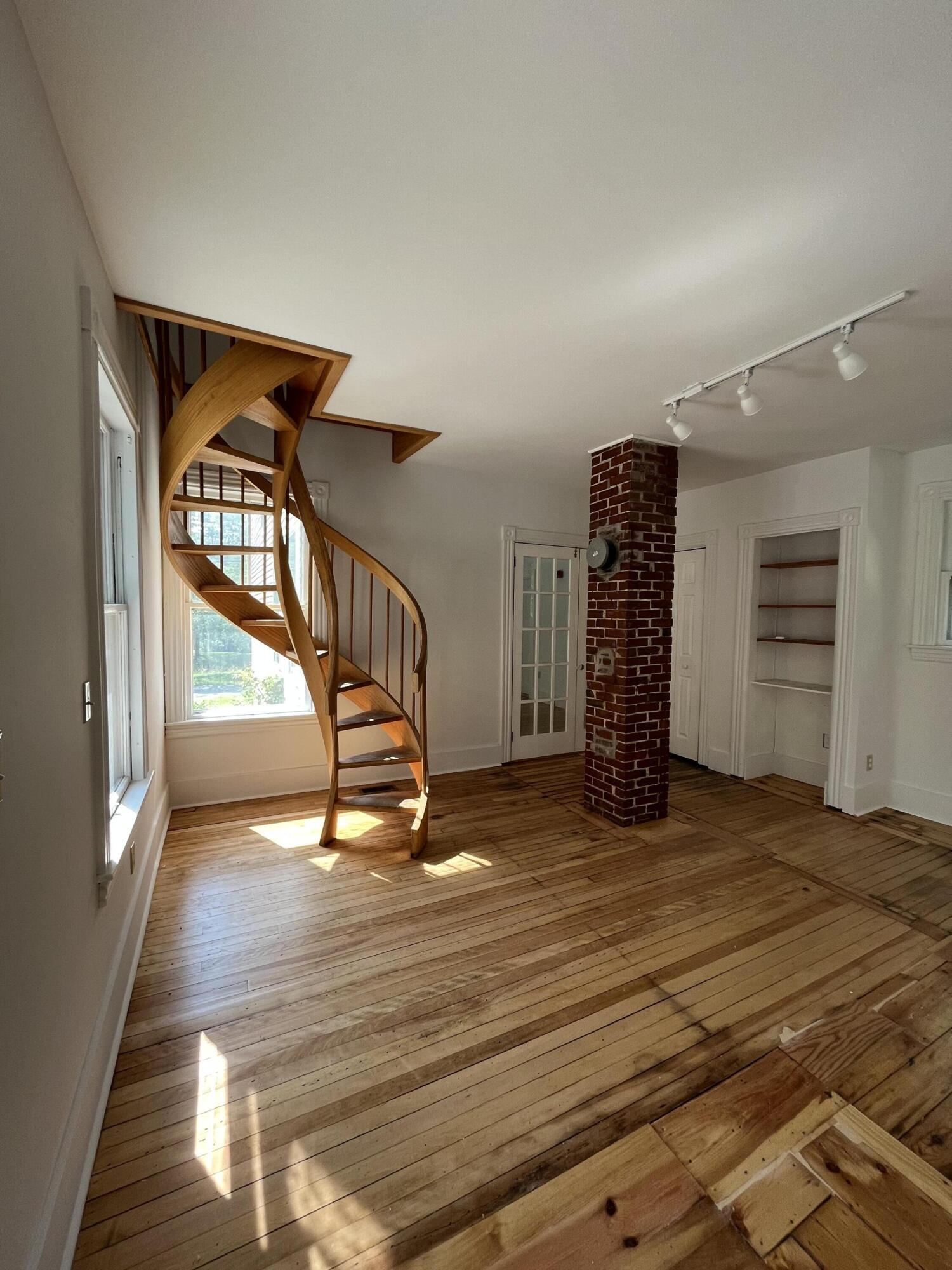 133 Gray Road Falmouth, ME 04105 - Photo 39 of 46 IMG_0883