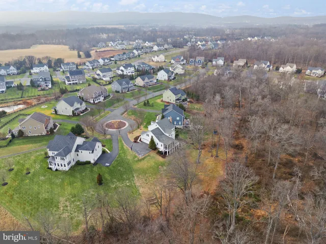 $1,599,999 | 24974 First Harvest Court, Aldie, VA 20105