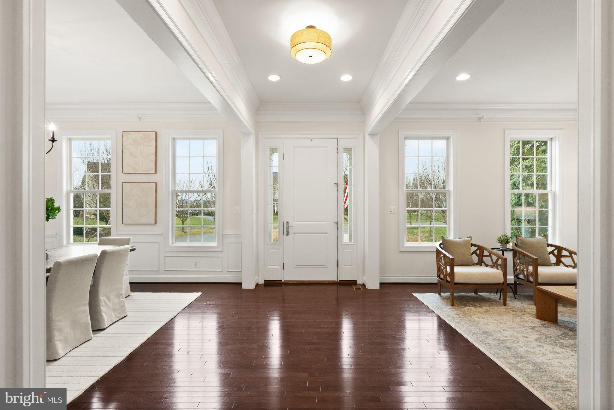 24974 First Harvest Court Aldie, VA 20105 - Photo 13 of 143 Foyer